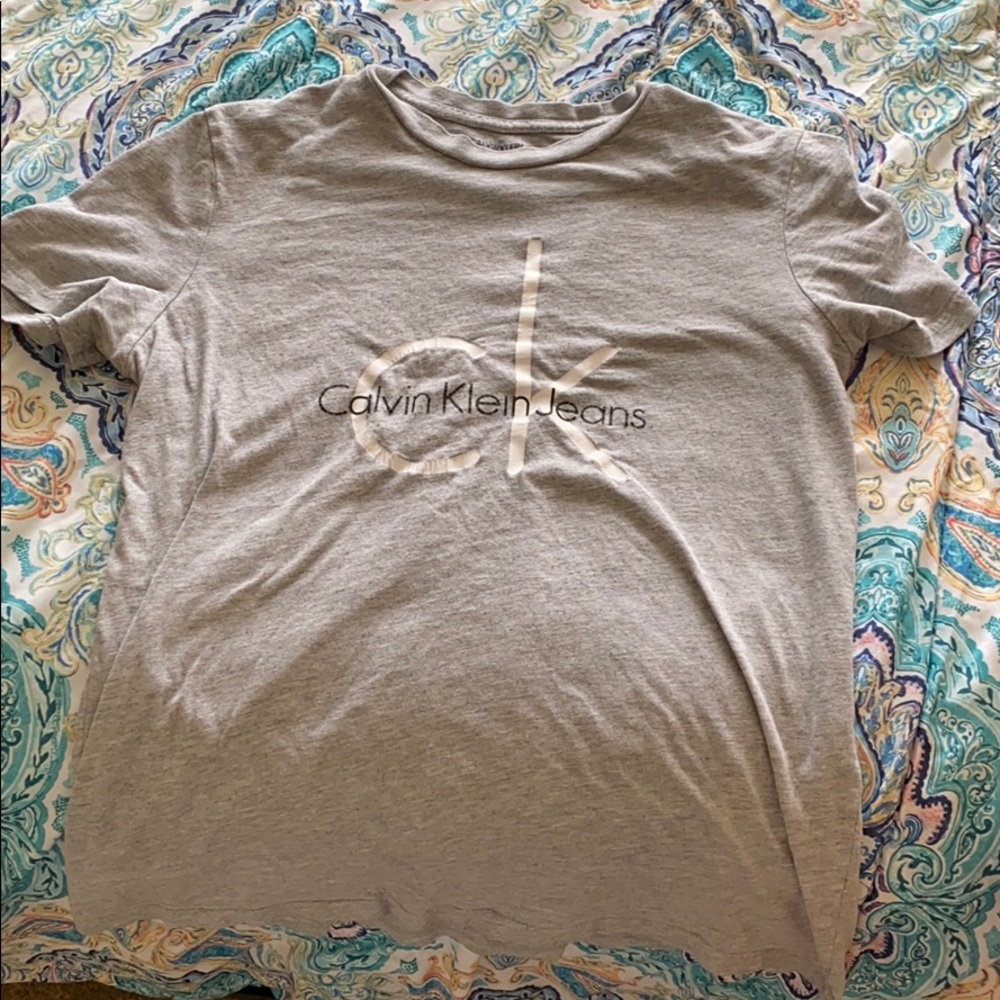 calvin klein jeans grey shirt